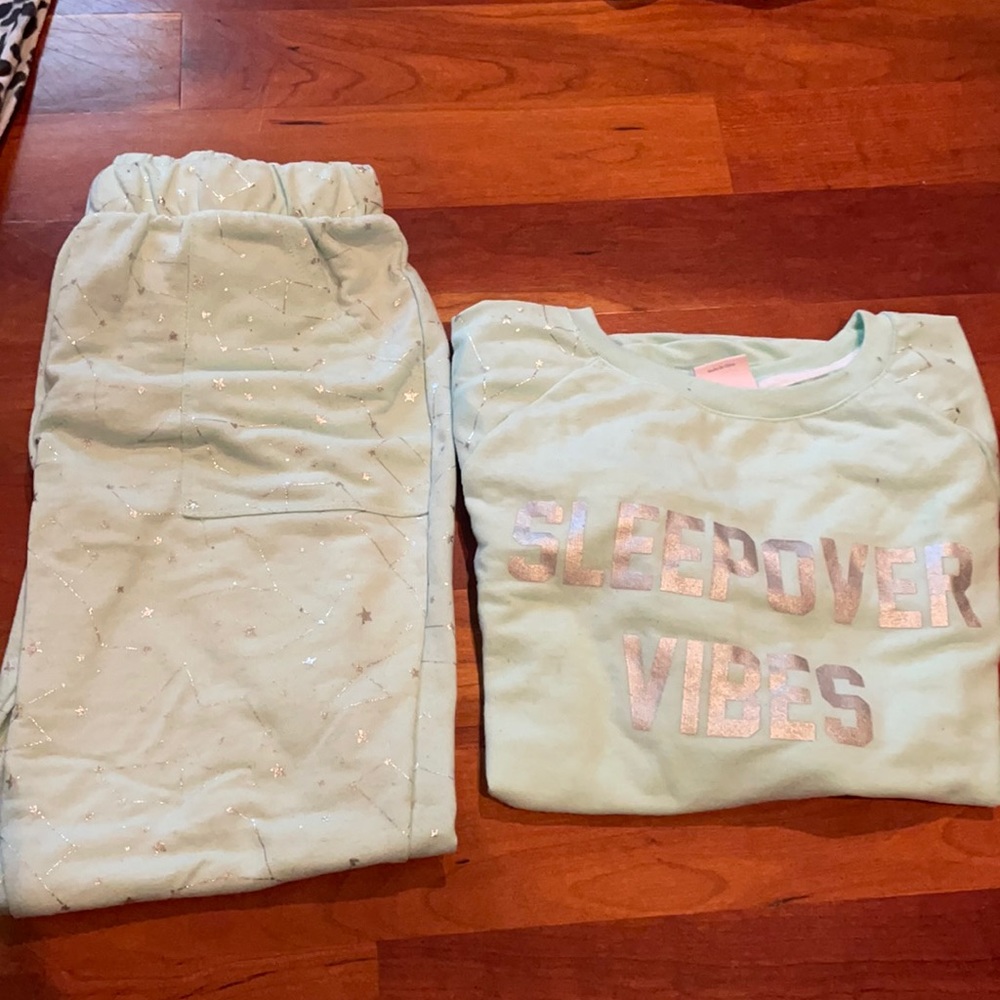 Pajama set